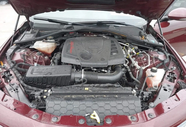 Alfa Romeo Giulia cena 72000 przebieg: 128311, rok produkcji 2018 z Wołczyn małe 46